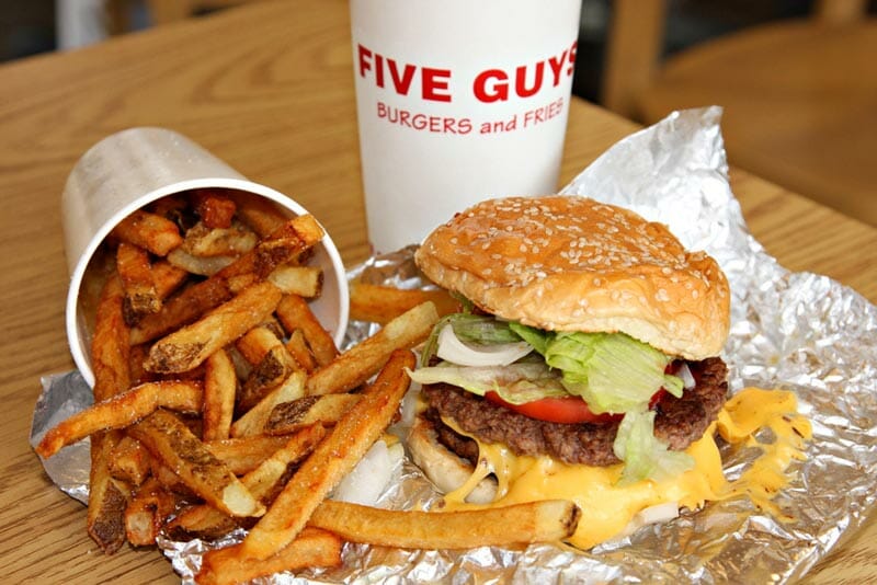 Donde-comer-en-Nueva-York-barato-Five-Guys