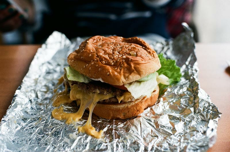 Mejores-hamburguesas-Nueva-York-Five-Guys-Burgers-Fries