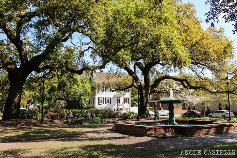 Guia de Savannah que ver y hacer Columbia Square