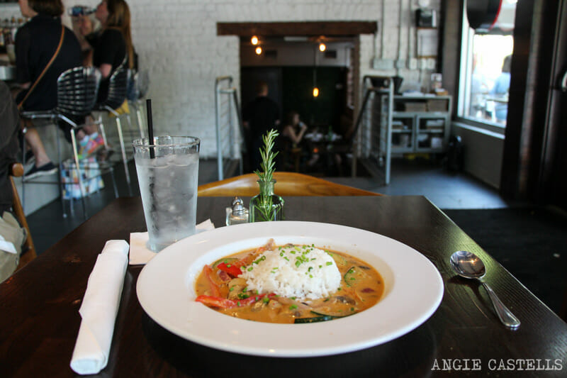 Guia de Savannah que ver y hacer The Public Kitchen restaurante